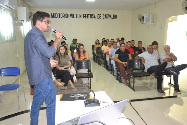 Massapê apresenta contas de 2025 e proposta da LDO para 2027