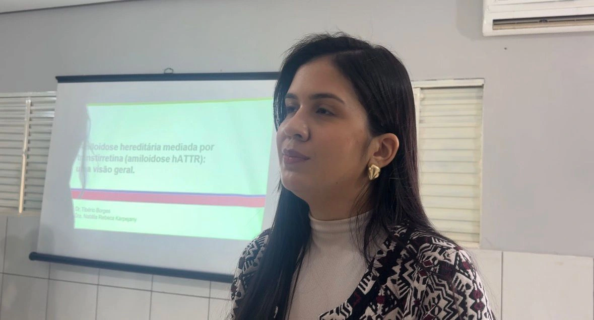 Médica residente em neurologia Natália Karpejany