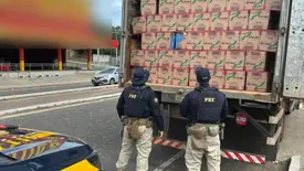 Meio milhão de maços de cigarros contrabandeados são apreendidos em Teresina (Foto: Divulgação/PRF)