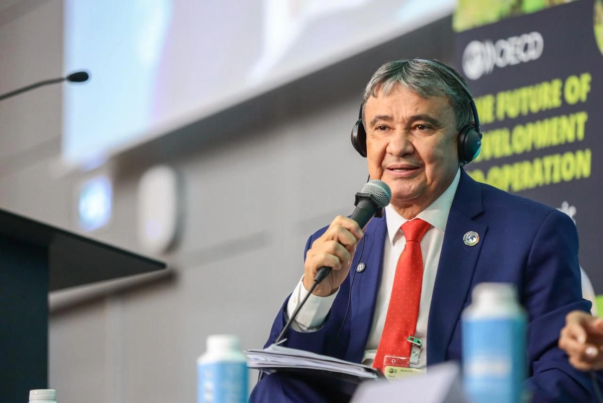 Ministro Wellington Dias defende combate à fome em conferência da OCDE em Paris