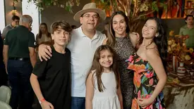 Noite de comemoração do aniversário da primeira dama, Isabel Fonteles em THE (Foto: Instagram)