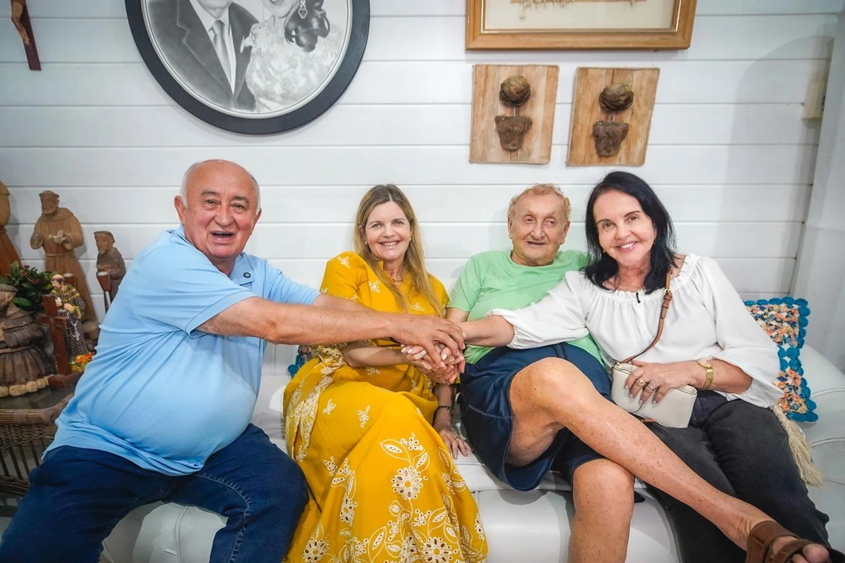 Pelo litoral, Júlio César intensifica diálogos e fortalece apoios políticos