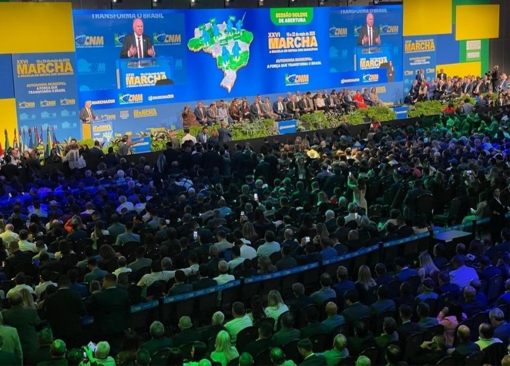 Prefeito de Massapê busca investimentos durante Marcha dos Prefeitos em Brasília
