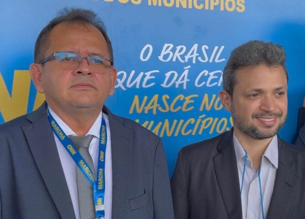 Prefeito de Parnarama participa da Marcha dos Prefeitos em Brasília