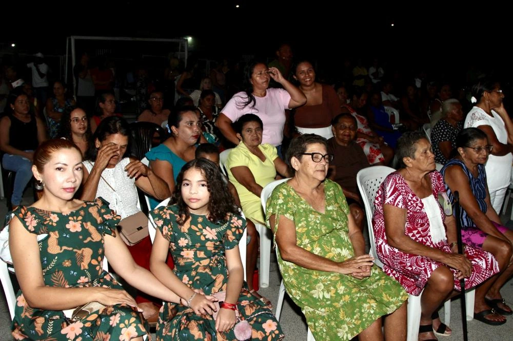 Prefeitura de Hugo Napoleão realiza festa para mães e sorteia Honda Biz 0 km
