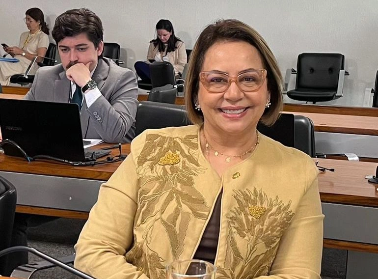 Projeto relatado por Jussara Lima vira lei e cria o “Julho Neon” no Brasil