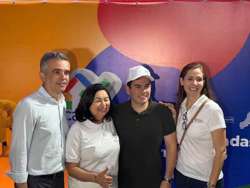 Rafael entrega quase 900 títulos de imóveis e destaca obras do OPA em Teresina