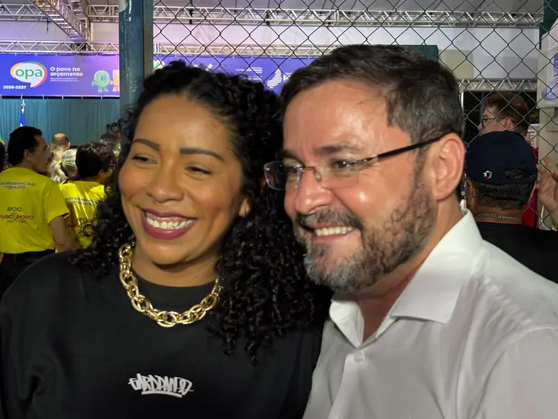Rafael entrega quase 900 títulos de imóveis e destaca obras do OPA em Teresina
