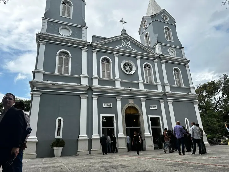 Rafael Fonteles celebra 41 anos com missa e ação solidária em Teresina