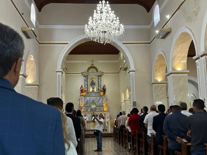 Rafael Fonteles celebra 41 anos com missa e ação solidária em Teresina