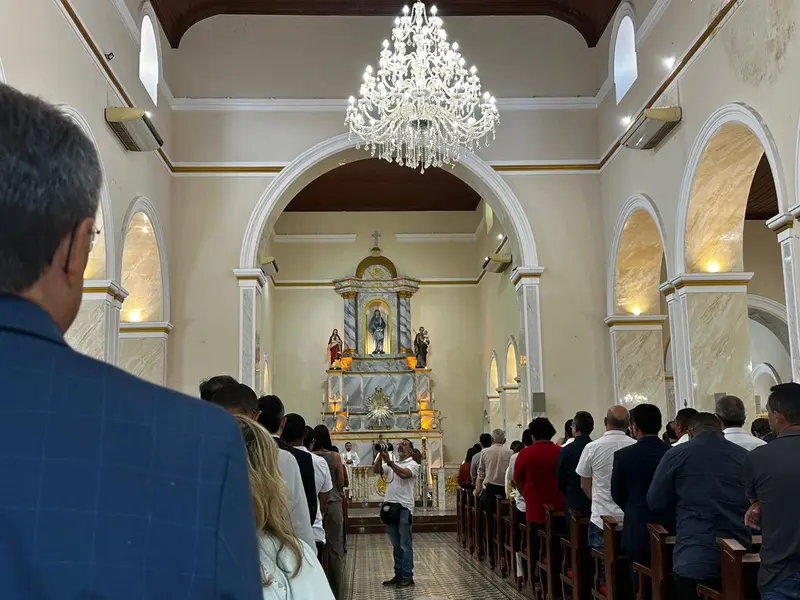 Rafael Fonteles celebra 41 anos com missa e ação solidária em Teresina
