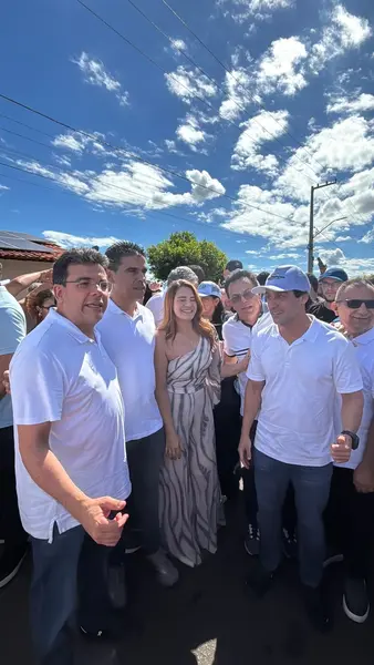 Rafael Fonteles cumpre agenda e entrega kit para creche em Alto Longá