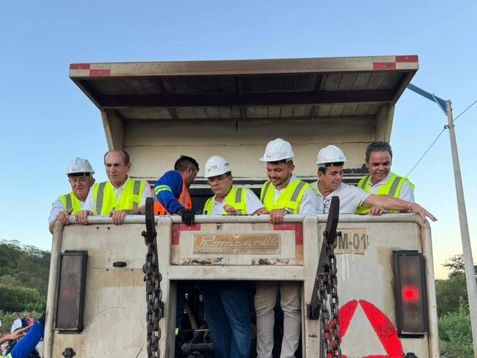 Rafael Fonteles destaca produção de melão e anuncia novas obras em Pajeú do Piauí