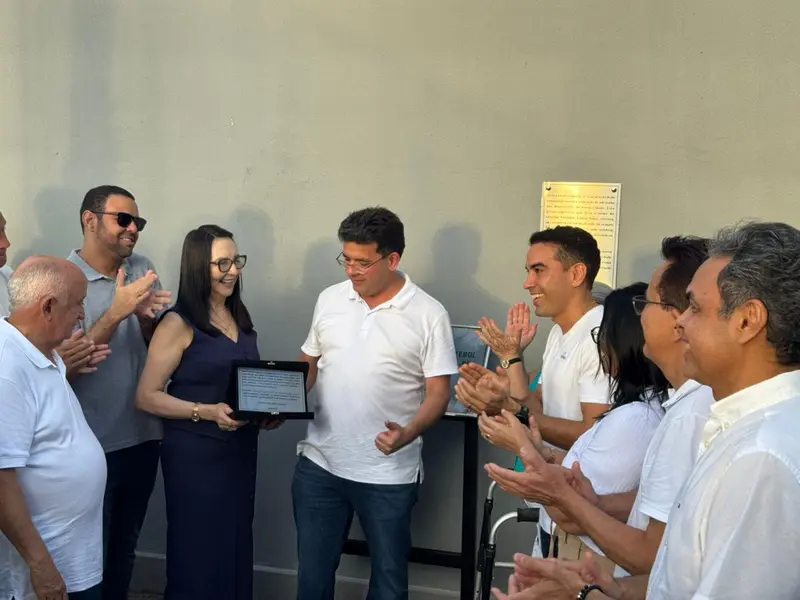 Rafael Fonteles entrega estádio, asfaltamento e destaca novos investimentos em Água Branca