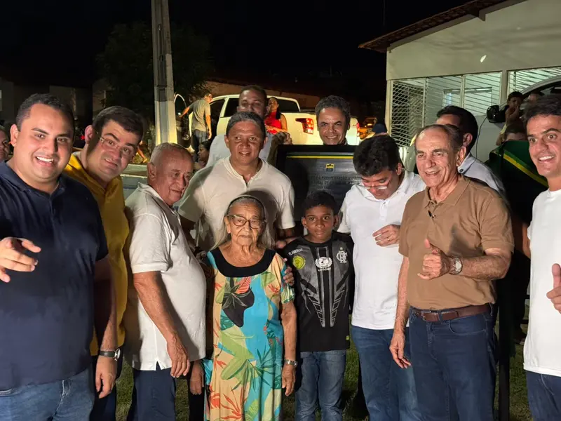 Rafael Fonteles entrega estádio, asfaltamento e destaca novos investimentos em Água Branca