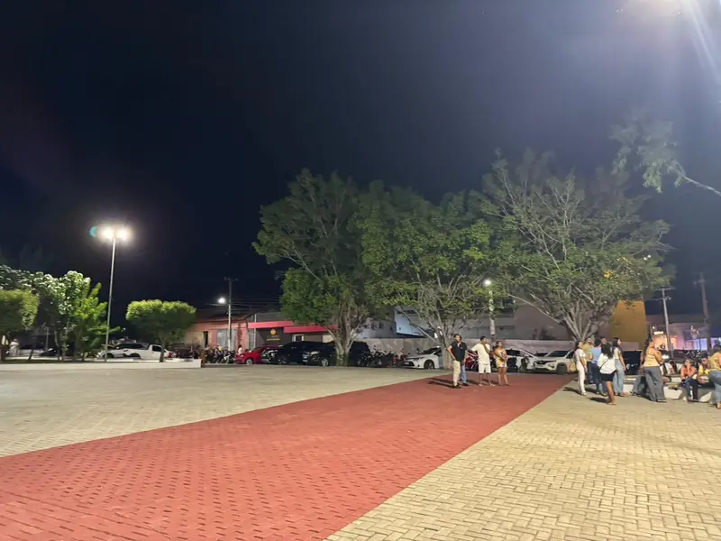 Rafael Fonteles entrega estádio, asfaltamento e destaca novos investimentos em Água Branca