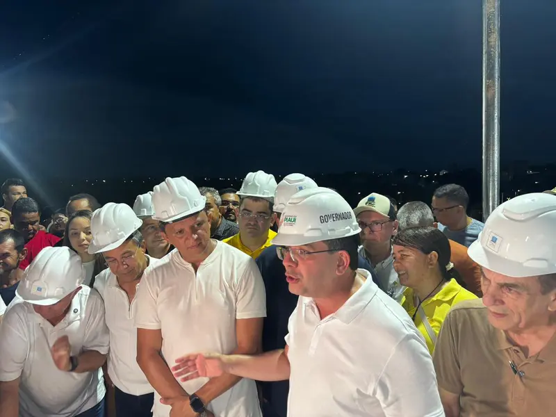 Rafael Fonteles entrega estádio, asfaltamento e destaca novos investimentos em Água Branca