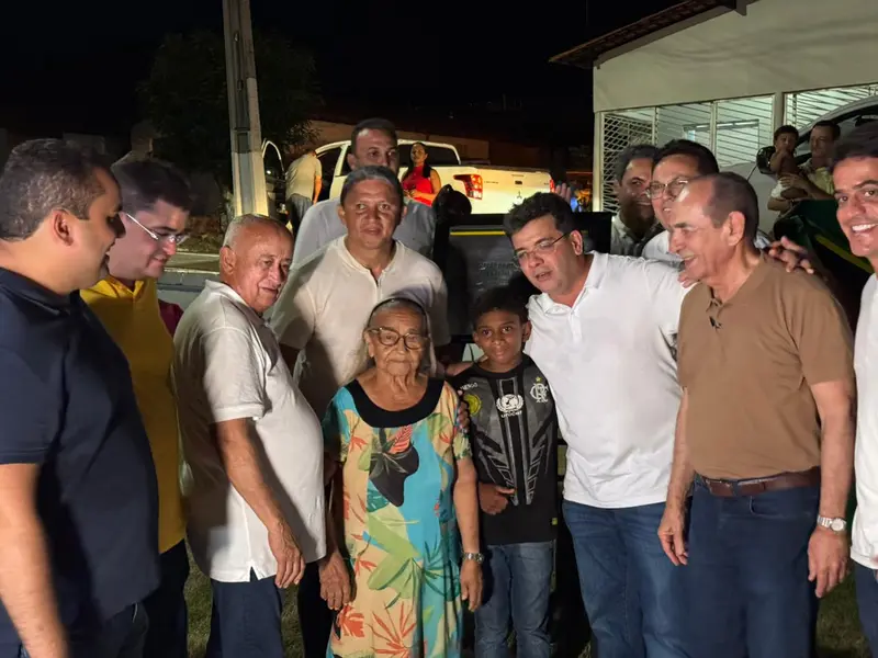 Rafael Fonteles entrega estádio, asfaltamento e destaca novos investimentos em Água Branca