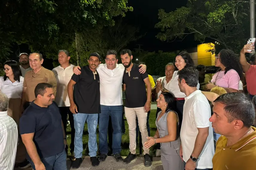 Rafael Fonteles entrega estádio, asfaltamento e destaca novos investimentos em Água Branca