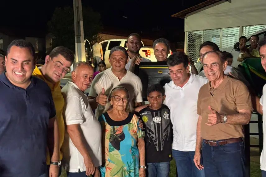 Rafael Fonteles entrega estádio, asfaltamento e destaca novos investimentos em Água Branca