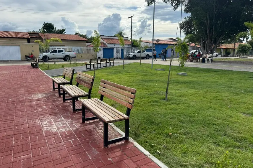 Rafael Fonteles entrega mais de 22 mil m² de asfalto em Hugo Napoleão