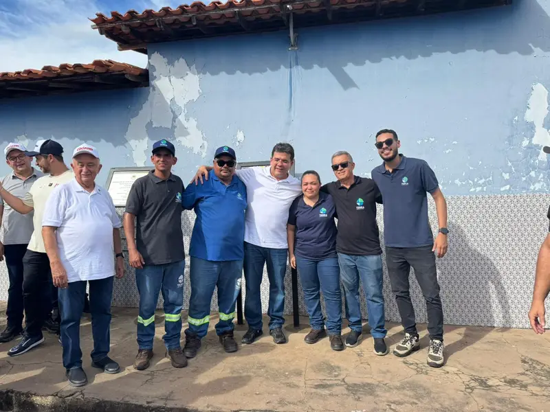 Rafael Fonteles entrega mais de 22 mil m² de asfalto em Hugo Napoleão