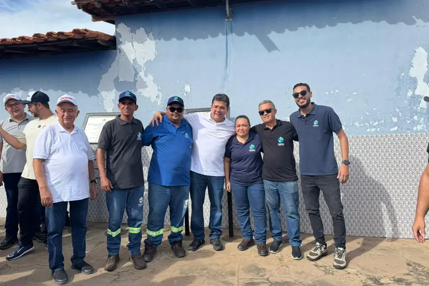 Rafael Fonteles entrega mais de 22 mil m² de asfalto em Hugo Napoleão