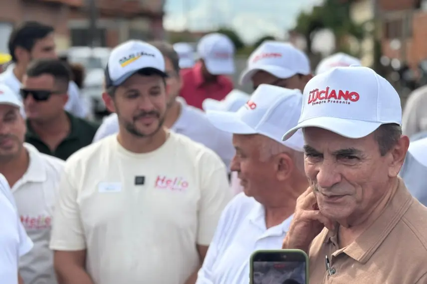 Rafael Fonteles entrega mais de 22 mil m² de asfalto em Hugo Napoleão