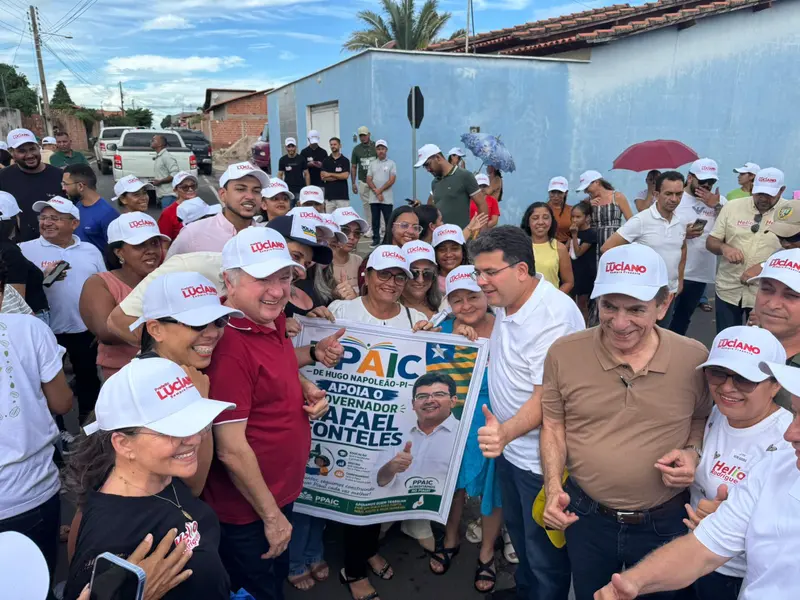 Rafael Fonteles entrega mais de 22 mil m² de asfalto em Hugo Napoleão