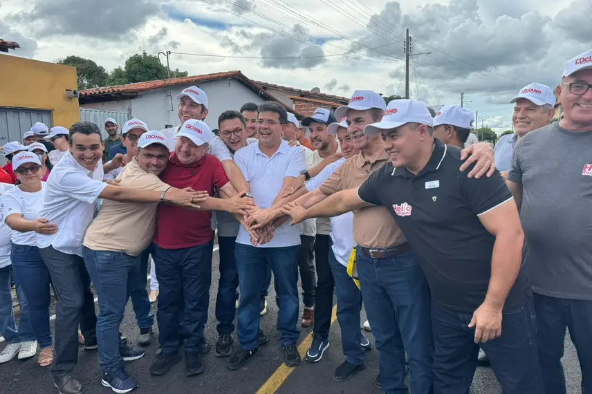 Rafael Fonteles entrega mais de 22 mil m² de asfalto em Hugo Napoleão