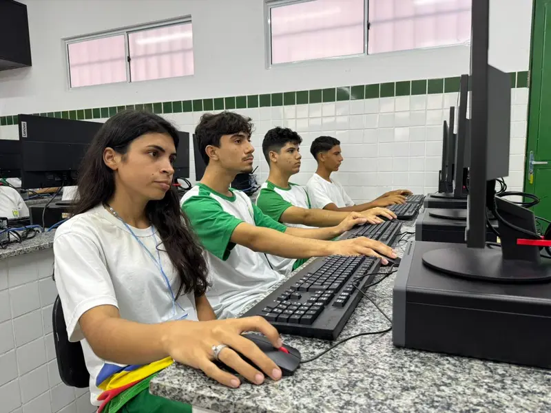Rafael Fonteles inaugura obras e anuncia investimentos em Lagoa Alegre