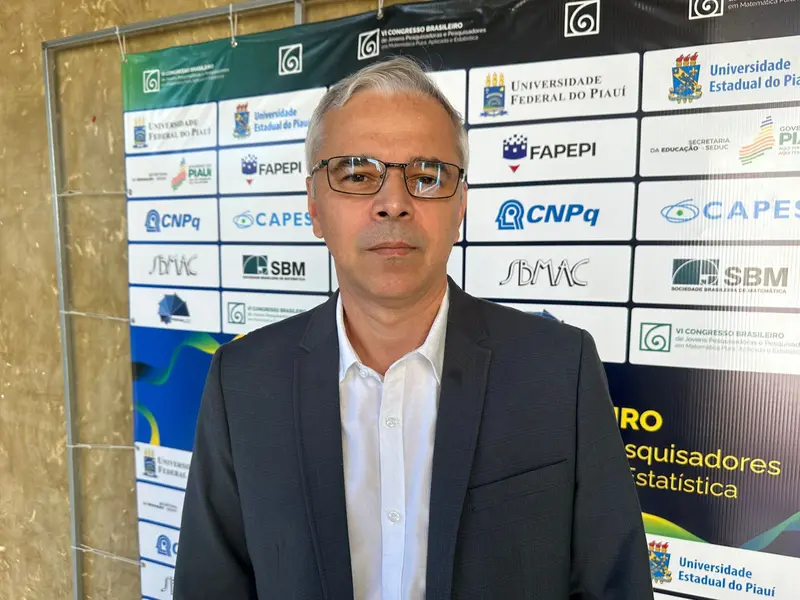 Rafael Fonteles participa de debate sobre matemática e IA em congresso em Teresina