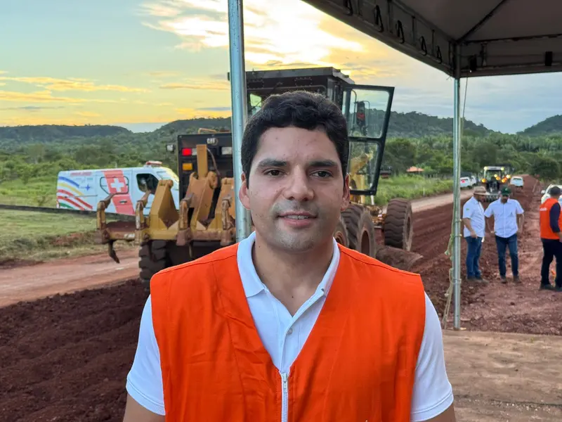 Rafael visita obras e anuncia retorno do campus presencial da Uespi em União