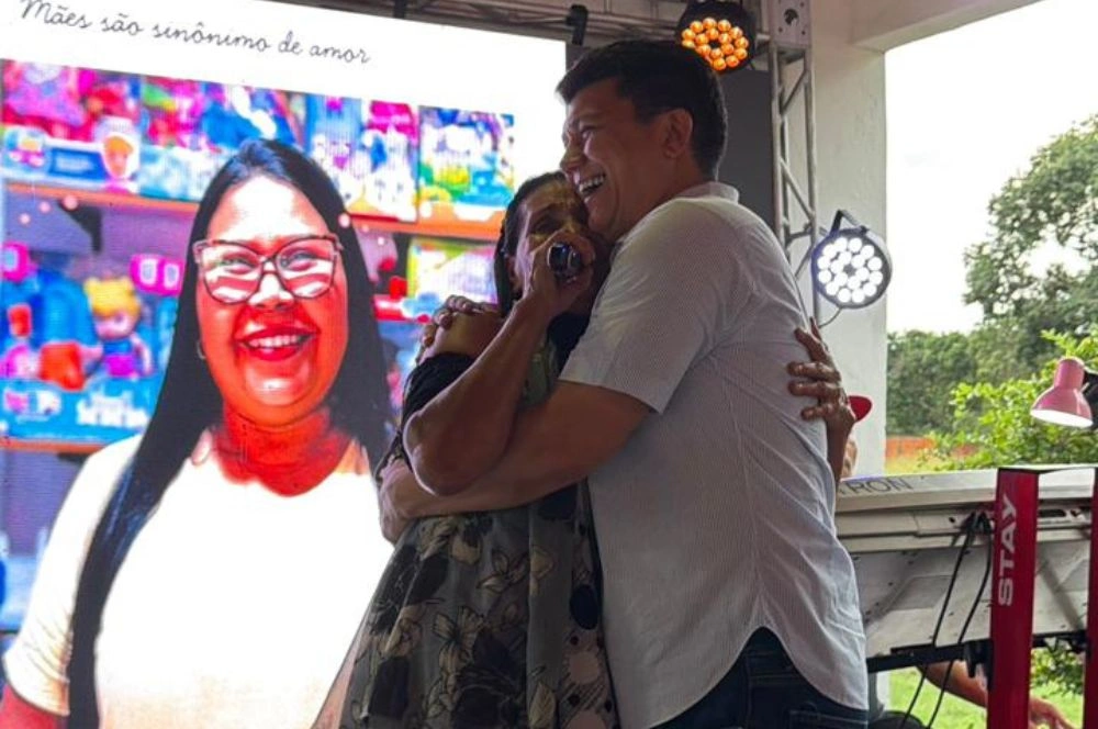 Rubens Vieira prestigia Festa das Mães da Associação dos Merceeiros e Proprietários de Mercadinhos de Teresina