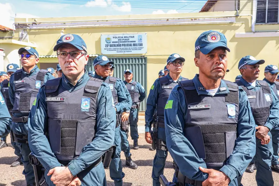 SSP entrega 160 pistolas Glock para reforçar PM no Sul do Piauí