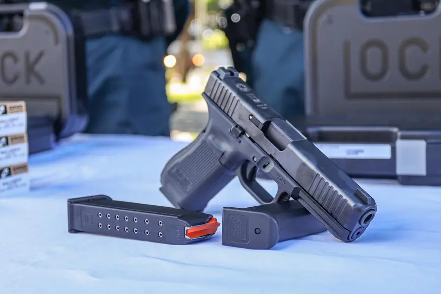 SSP entrega 160 pistolas Glock para reforçar PM no Sul do Piauí
