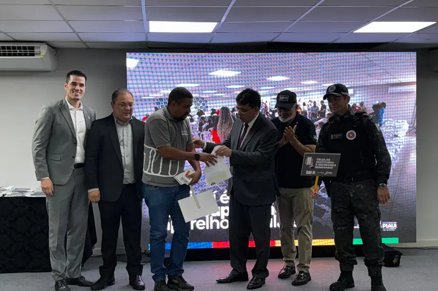 SSP-PI restitui 153 celulares recuperados durante operações no Piauí