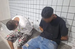 Suspeitos de tentar invadir casa para matar rival são detidos em Teresina (Foto: Divulgação/PMPI)