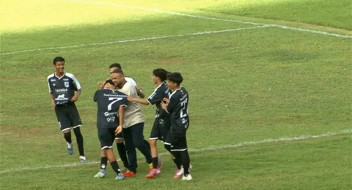 Teresina vence o Fluminense-PI e garante liderança no Piauiense Sub-15