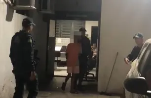 Adolescente é apreendido armado após sequência de assaltos em Nazária (Foto: Reprodução)