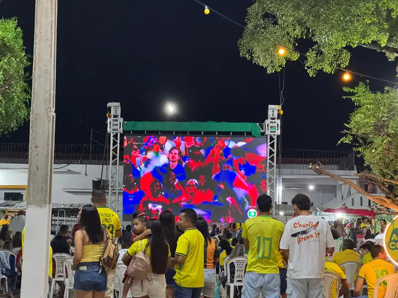 Alto Longá reúne torcida em praça pública e abre clima para Festival de Folguedos