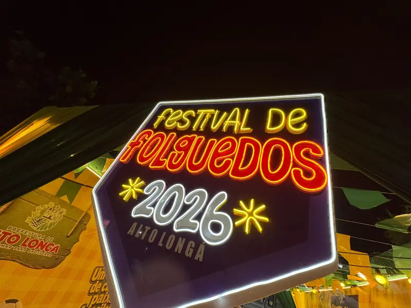 Alto Longá reúne torcida em praça pública e abre clima para Festival de Folguedos
