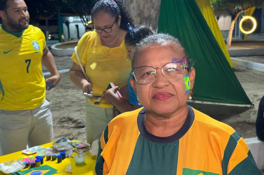 Alto Longá reúne torcida em praça pública e abre clima para Festival de Folguedos