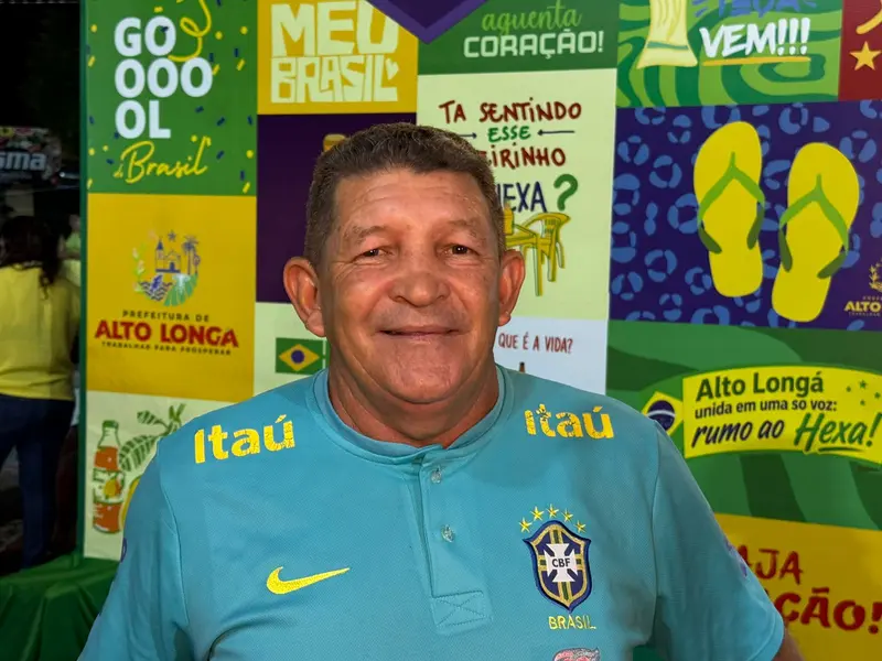 Alto Longá reúne torcida em praça pública e abre clima para Festival de Folguedos
