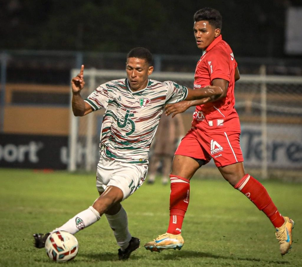 América-RN vence Fluminense-PI por 3 a 0 e larga na frente na Série D