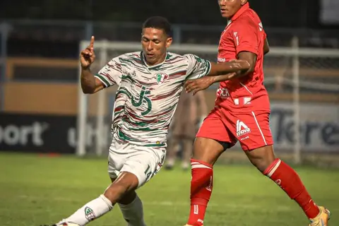 América-RN vence Fluminense-PI por 3 a 0 e larga na frente na Série D
