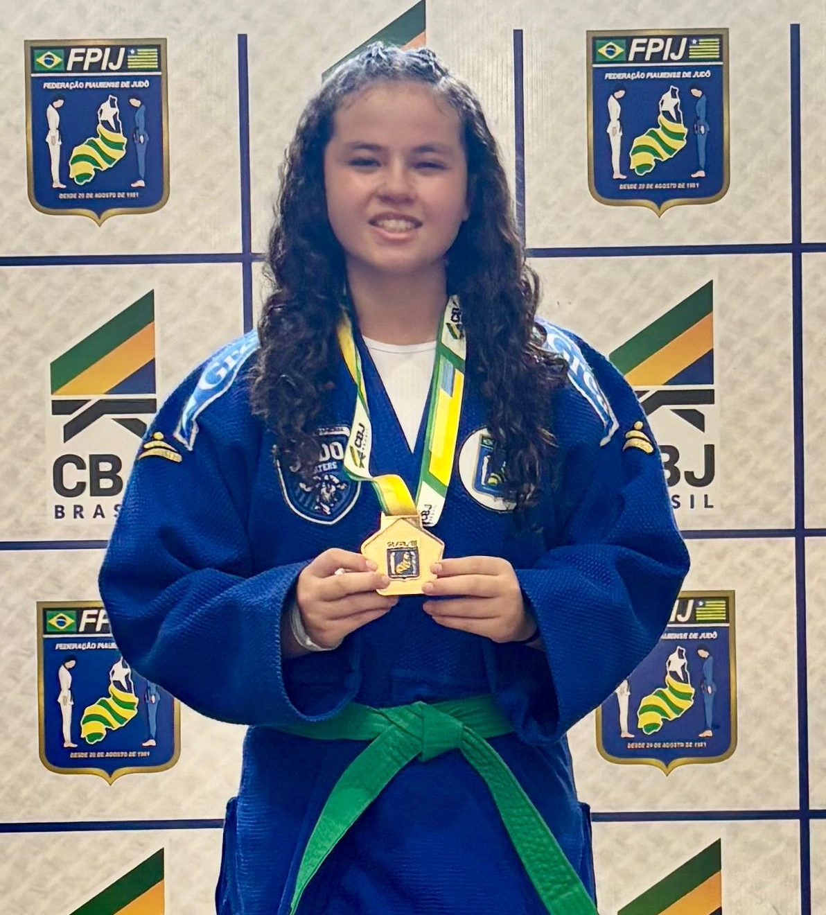Ana Júlia conquista título piauiense e vaga no Campeonato Brasileiro de Judô