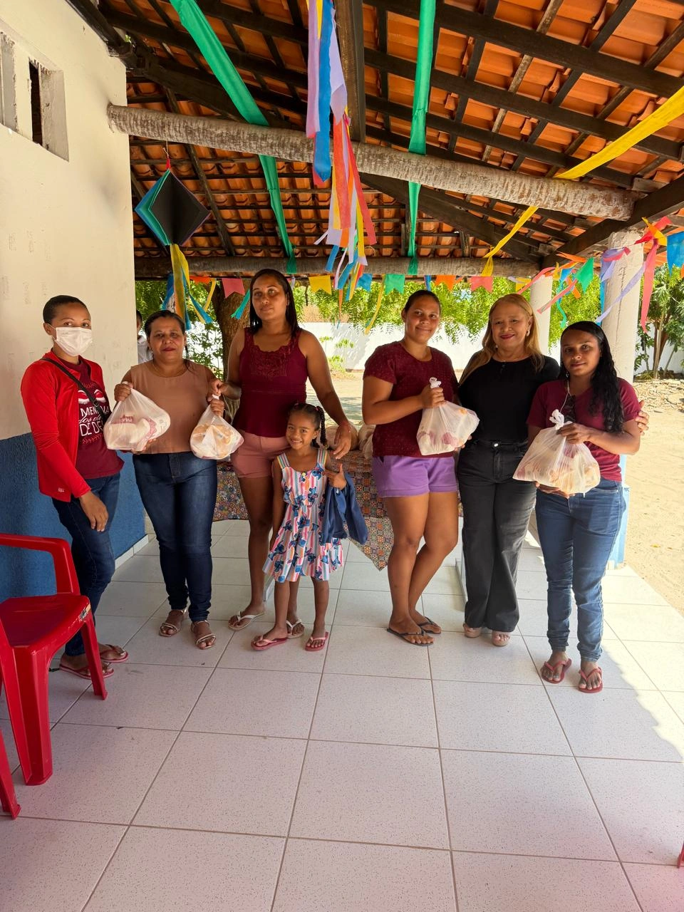 Assistência Social realiza entrega de leite a famílias em Pau D’Arco do Piauí