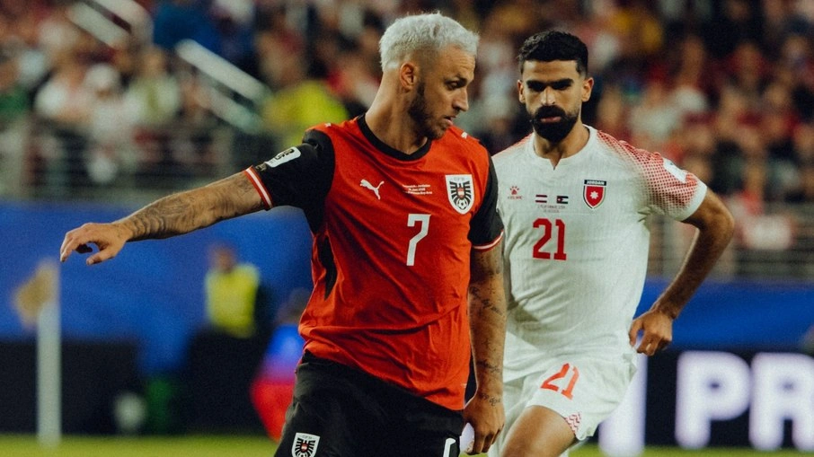 Áustria vence Jordânia com ajuda de gol contra e estreia bem na Copa