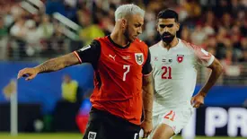 Áustria vence Jordânia com ajuda de gol contra e estreia bem na Copa (Foto: Reprodução/@oefb1904)